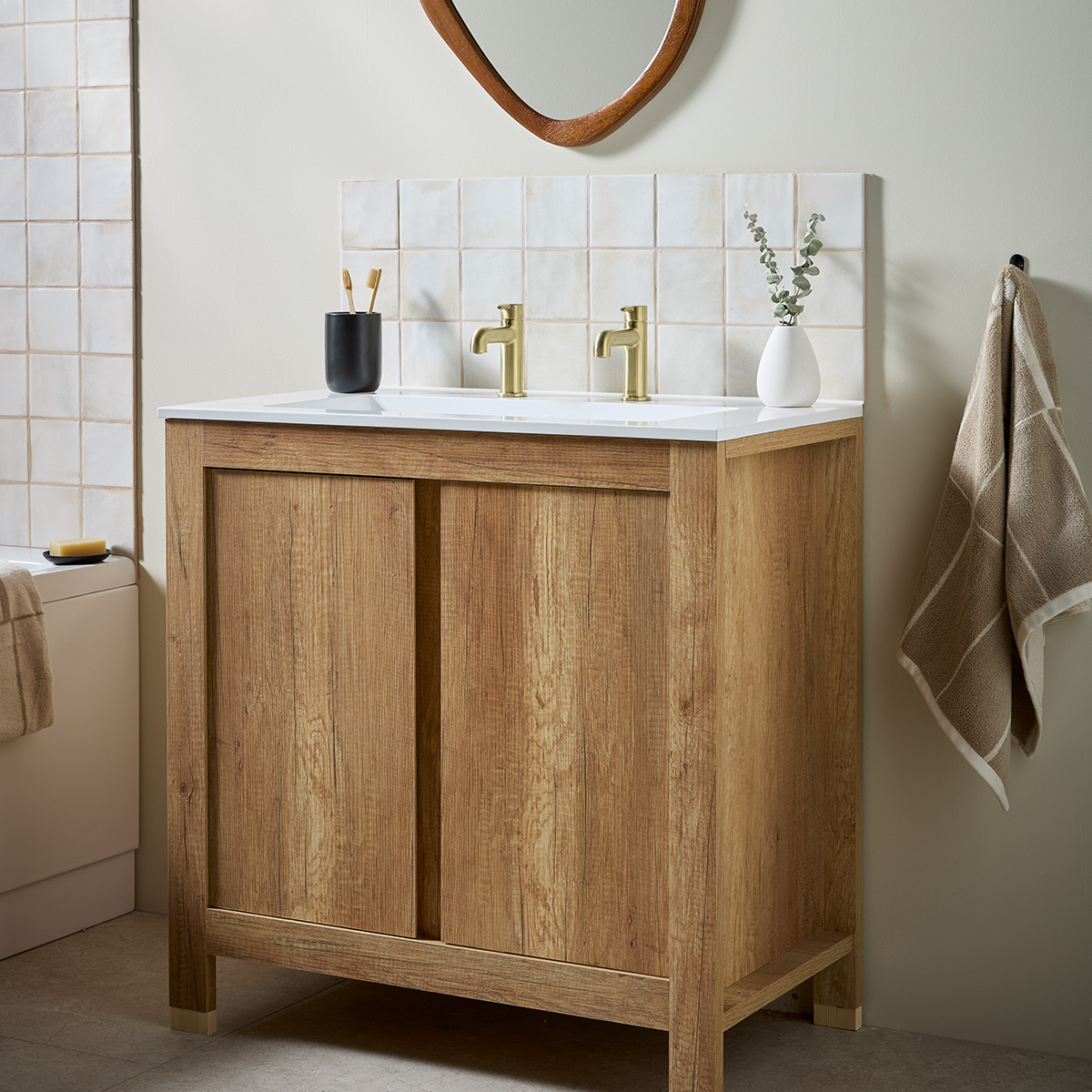 Product Additional Web Image 1