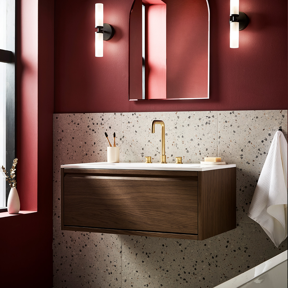 Product Additional Web Image 1
